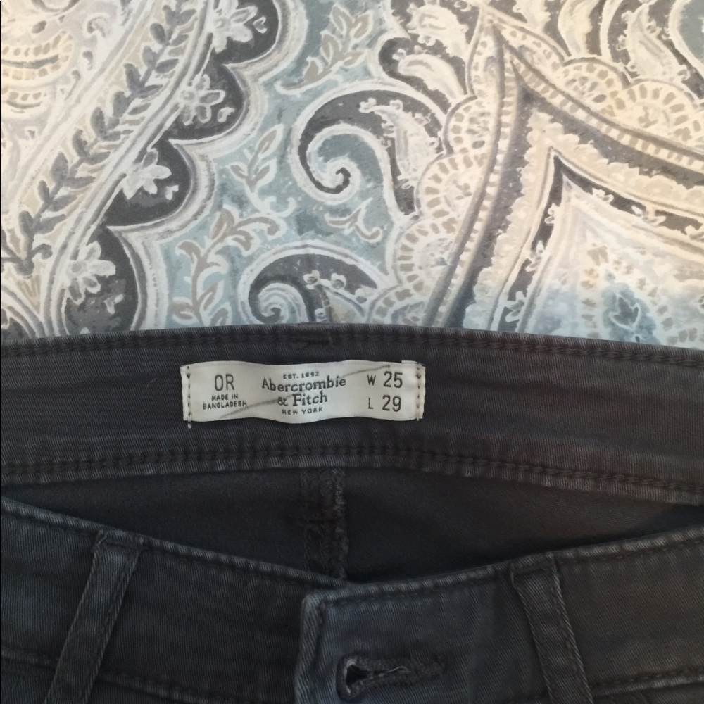Abercrombie & Fitch skinny leg jeans